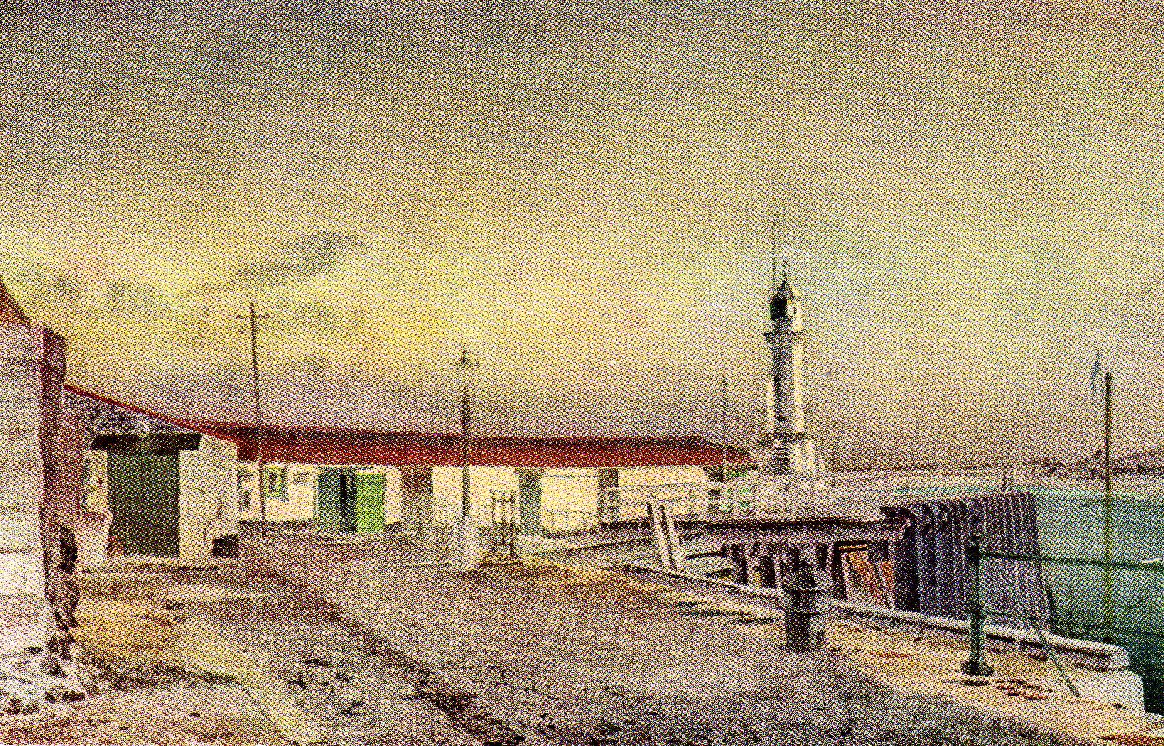 Jersey post card series CP - Gorey pier and lighthouse